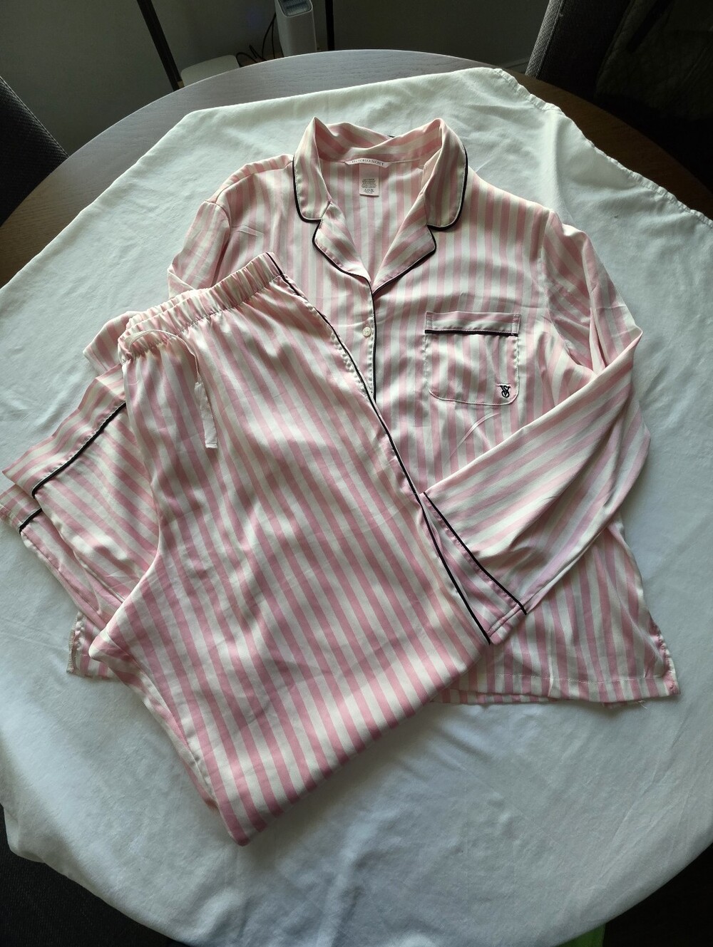 Signature Satin Long Pink And White Pajama Set XL